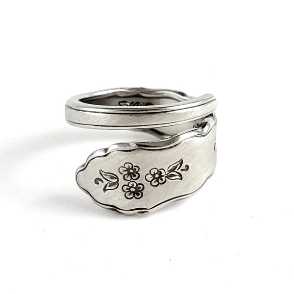 Oneida Floral Bouquet Stainless Steel Spoon Wrap Around Ring  unique 5th wedding anniversary gift