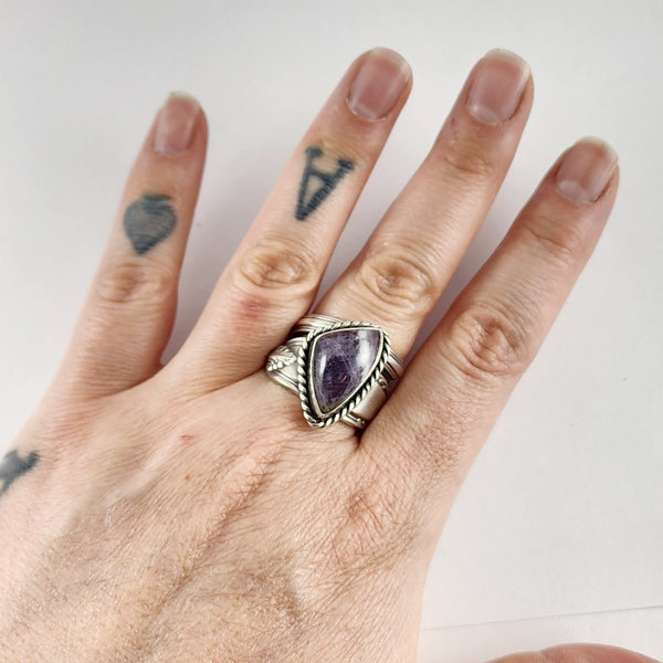 Sterling Silver Chevron Amethyst Spoon Ring Size 9 by Midnight Jo leonore manchester