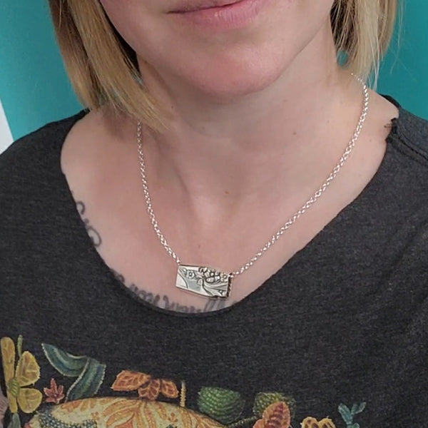 Oneida Evening Star Flatware Bar Bead Necklace
